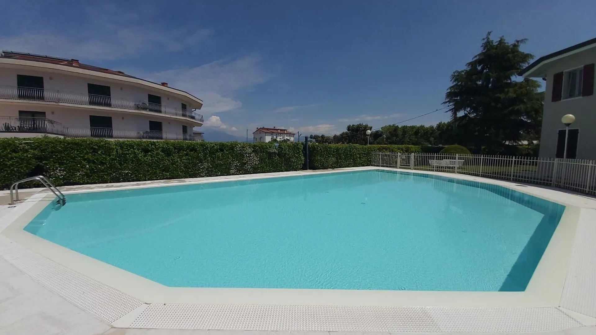 Lake Garden - Piscina E 150M Dal Lago Peschiera del Garda