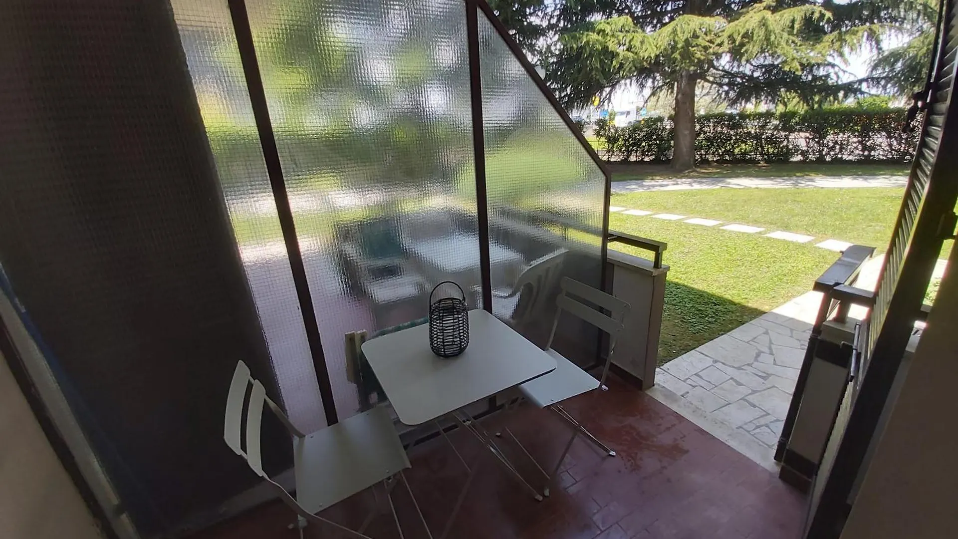 Apartment Lake Garden - Piscina E 150M Dal Lago Peschiera del Garda Italy
